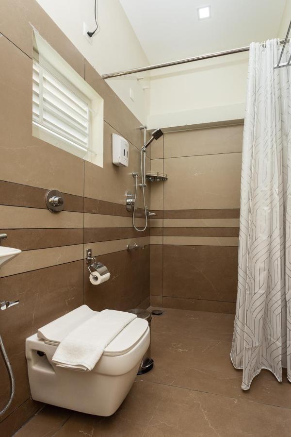 Esaa Airport Hotel Kochi Luaran gambar