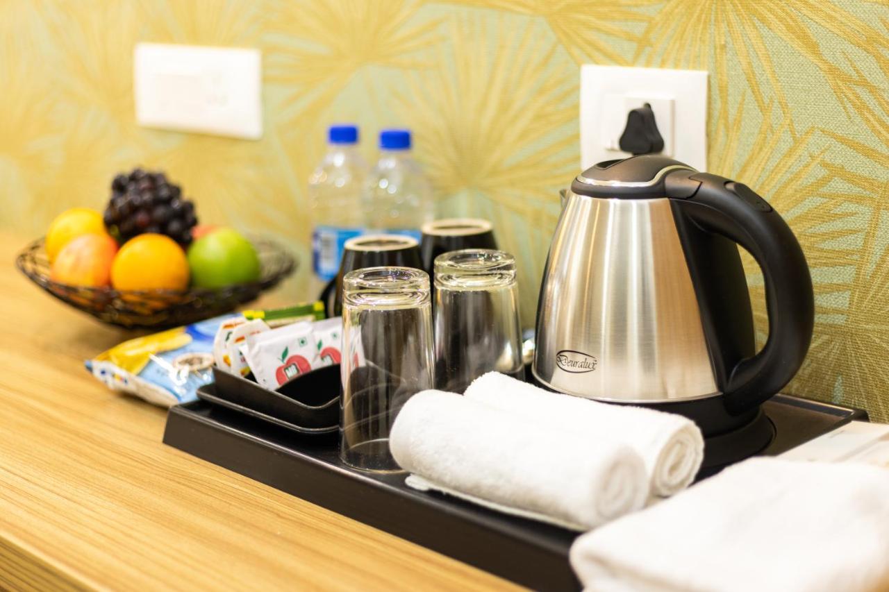 Esaa Airport Hotel Kochi Luaran gambar