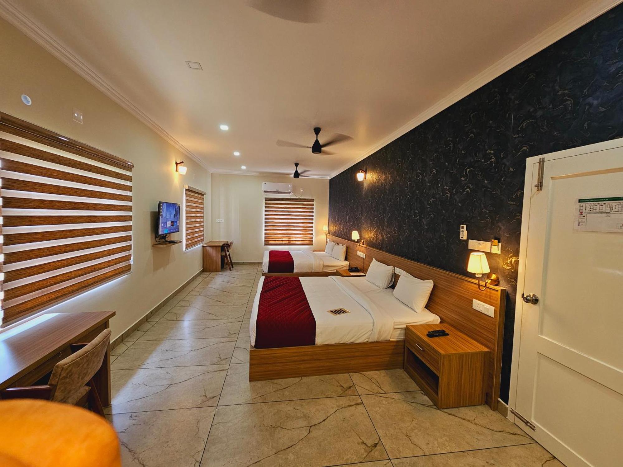 Esaa Airport Hotel Kochi Luaran gambar