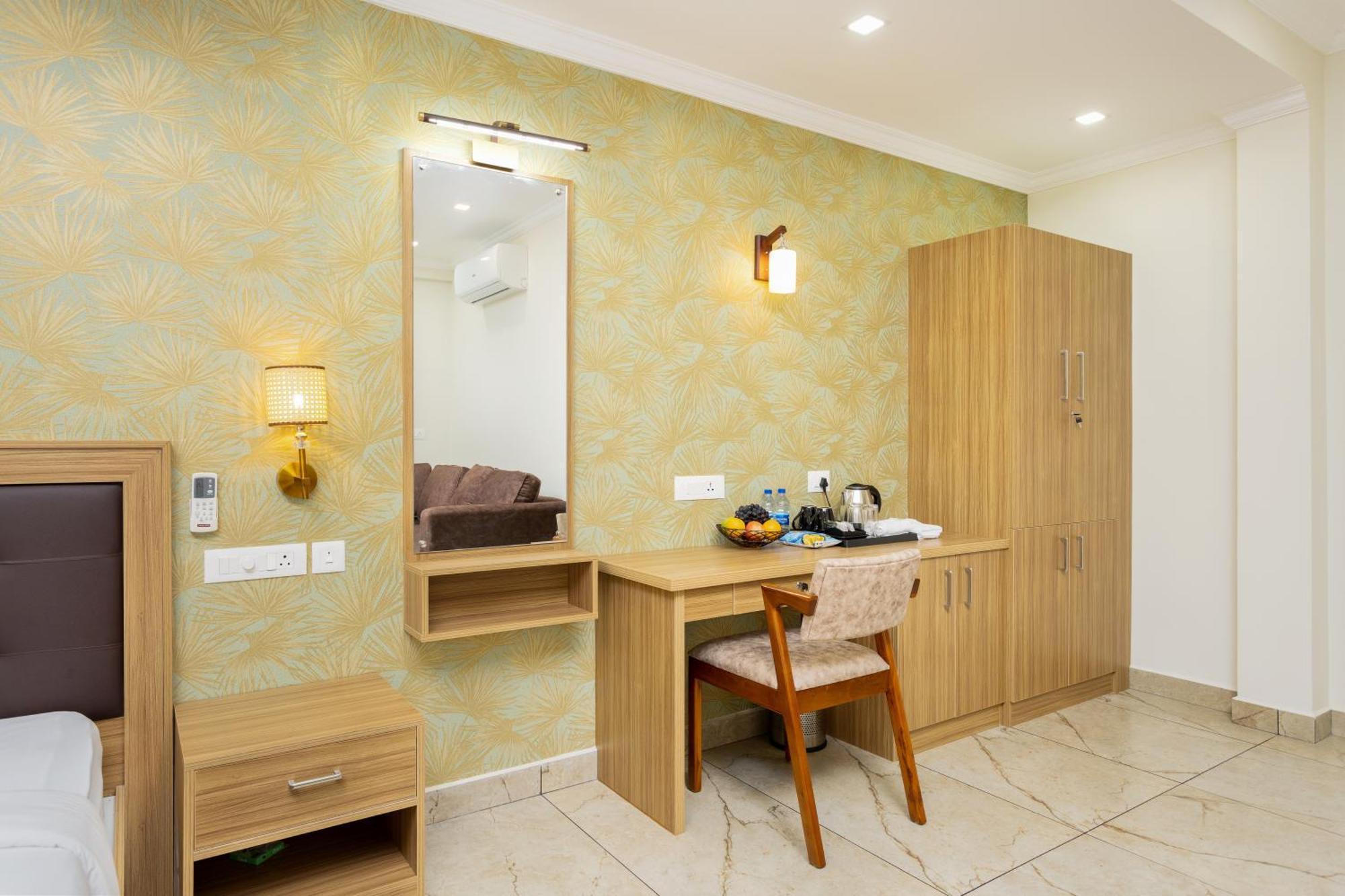 Esaa Airport Hotel Kochi Luaran gambar